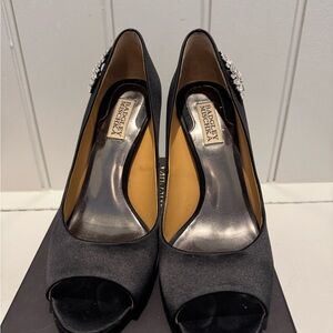Badgley Mischka Elegant Black Peep Toe Heels